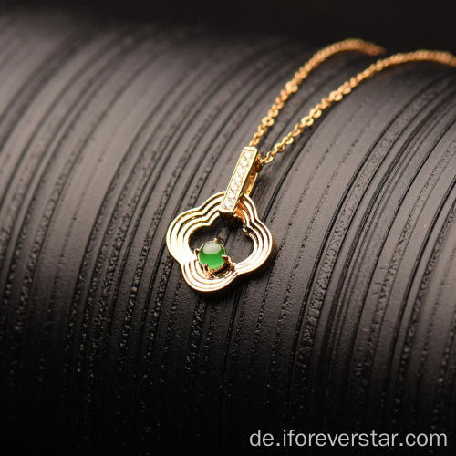 Frisch eleganter hochwertiger natürlicher Jadeit Jade